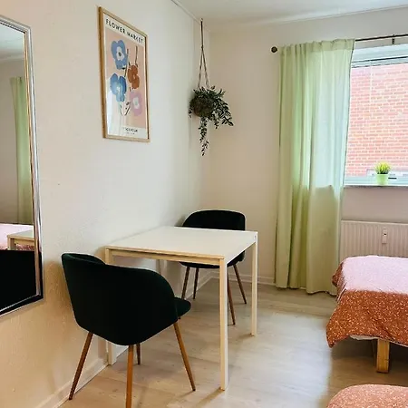 Kapselhotel 5 Minutes Walk To Lego House - N9 Billund