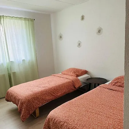 Capsule hotel 5 Minutes Walk To Lego House - N9 *