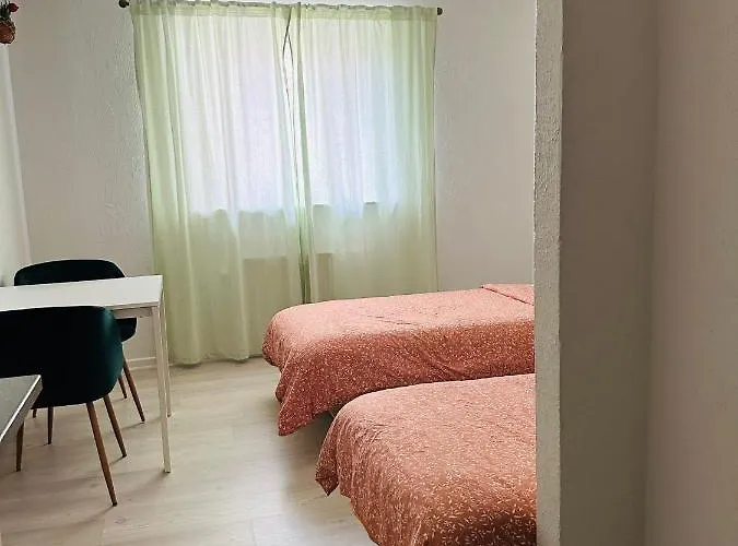 Capsule hotel 5 Minutes Walk To Lego House - N9 *